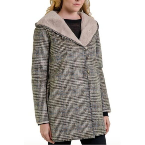 💕LOVE TOKEN💕 Eddie Faux Fur Reversible Hooded Coat ~ Plaid Print Small S NWT - Picture 3 of 16